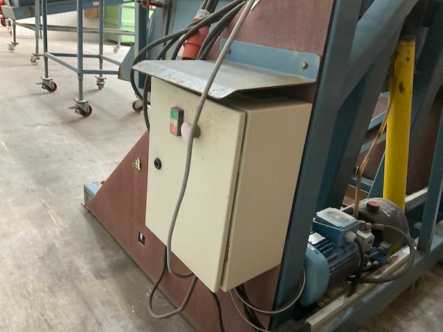 2000 europa perfect eu 596 kistenkantelaar - afbeelding 8 van  9