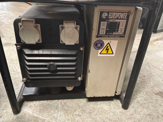 2000 europower ep2500 f noodstroomaggregaat - afbeelding 1 van  3