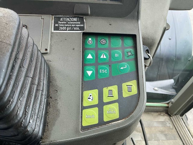 2000 fendt 716 vario 4wd landbouwtractor 160 pk – geveerde vooras - afbeelding 15 van  35