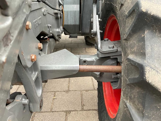 2000 fendt farmer 410 vario vierwielaangedreven landbouwtractor - afbeelding 3 van  36