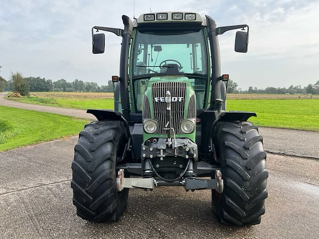 2000 fendt farmer 411 vario vierwielaangedreven landbouwtractor - afbeelding 23 van  34