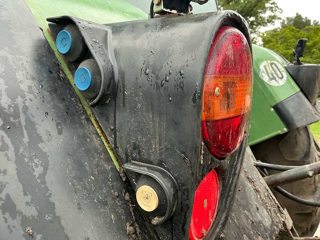 2000 fendt favorit 716 vario vierwielaangedreven landbouwtractor - afbeelding 9 van  32