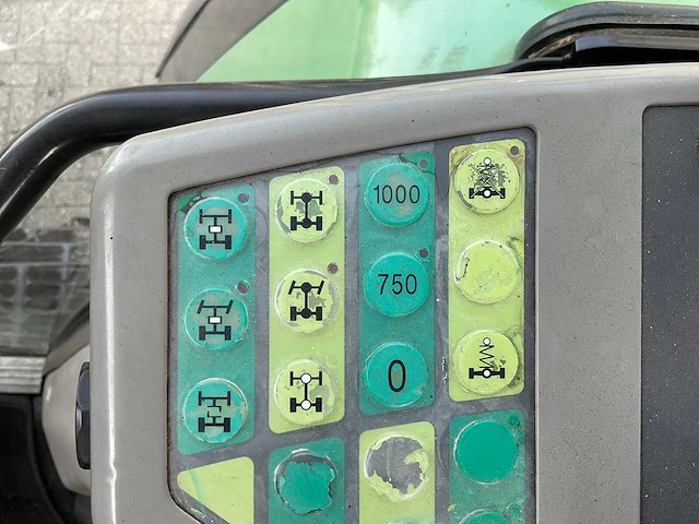 2000 fendt favorit 816 vierwielaangedreven landbouwtractor - afbeelding 20 van  29