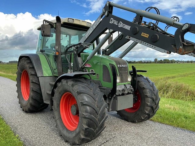 2000 fendt vario 711 vierwielaangedreven landbouwtractor - afbeelding 30 van  33