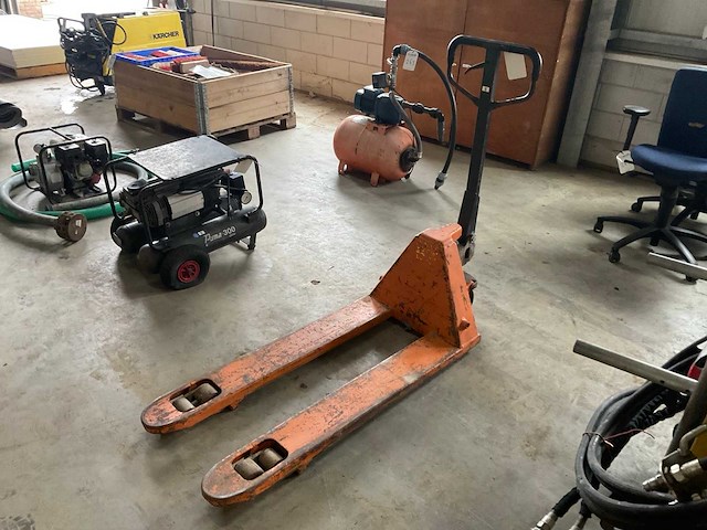 2000 fk bulll hand hydraulische palletwagen - afbeelding 1 van  5