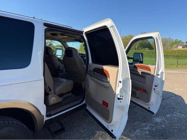 2000 ford excursion limited 7.3 v8 diesel bedrijfswagen - afbeelding 21 van  45
