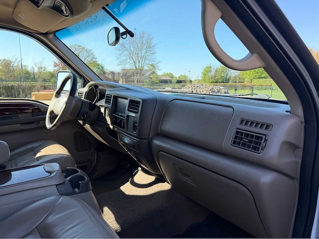 2000 ford excursion limited 7.3 v8 diesel bedrijfswagen - afbeelding 22 van  45