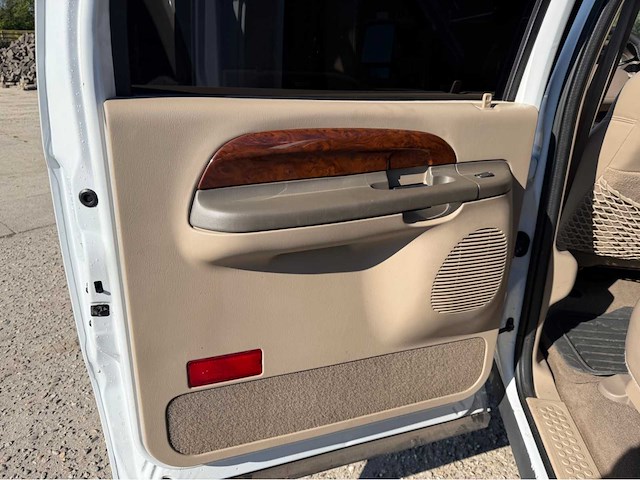 2000 ford excursion limited 7.3 v8 diesel bedrijfswagen - afbeelding 28 van  45