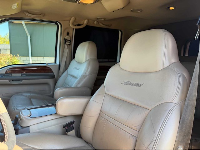 2000 ford excursion limited 7.3 v8 diesel bedrijfswagen - afbeelding 26 van  38