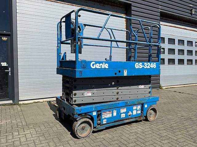 2000 genie gs-3246 hoogwerker - afbeelding 1 van  12