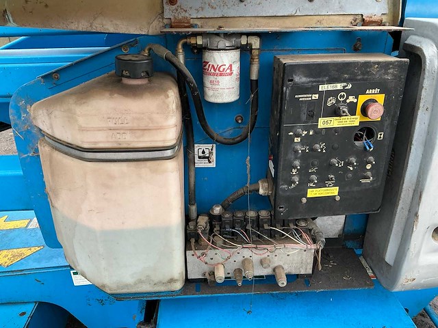 2000 genie z45 hoogwerker defect - afbeelding 8 van  35