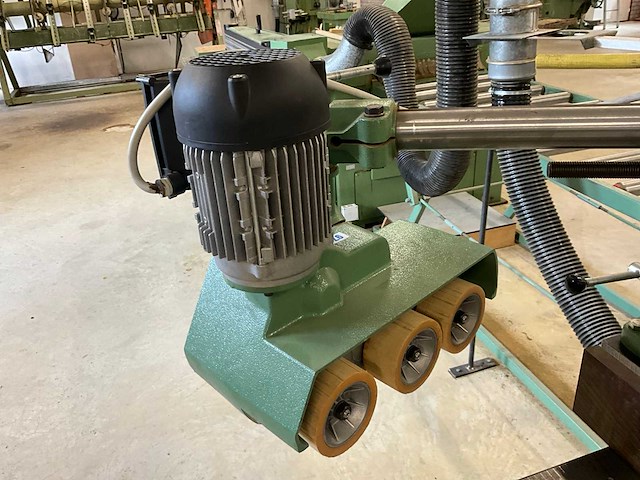 2000 gomad fds tafel- en spilfreesmachine - afbeelding 8 van  11