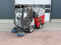 2000 hako citymaster 300 zelfrijdende veegmachine