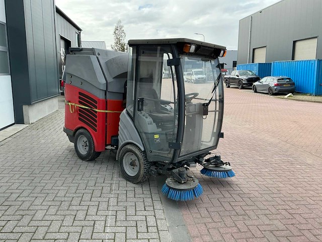 2000 hako citymaster 300 zelfrijdende veegmachine - afbeelding 17 van  23