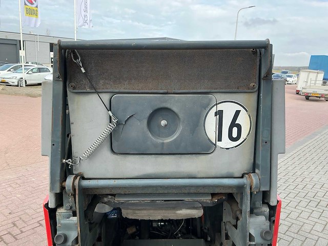 2000 hako citymaster 300 zelfrijdende veegmachine - afbeelding 20 van  23