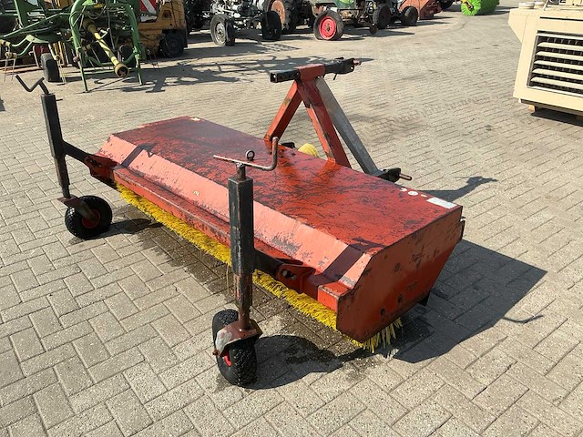 2000 hekamp 205 veegmachine - afbeelding 2 van  6