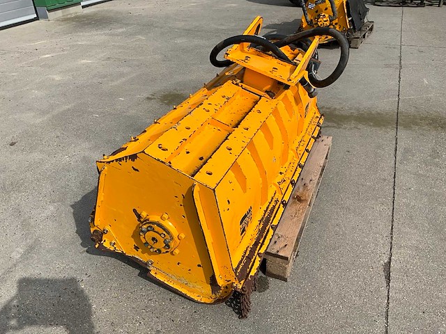2000 herder kmd150 klepelmaaier - afbeelding 2 van  8