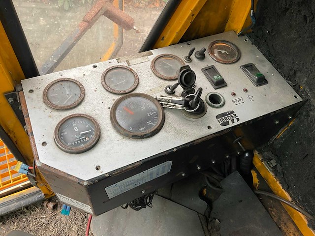 2000 herder mb120ls herigam rups maaimachine - afbeelding 19 van  33