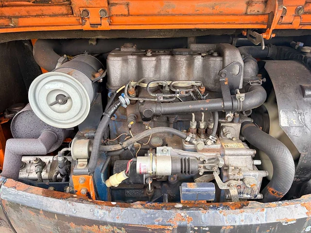 2000 hitachi ex22 minigraver – 2.200 kg – zwenkgiek - afbeelding 8 van  11