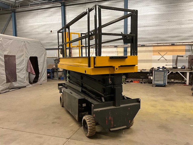 2000 holland lift monostar schaar hoogwerker - afbeelding 16 van  22