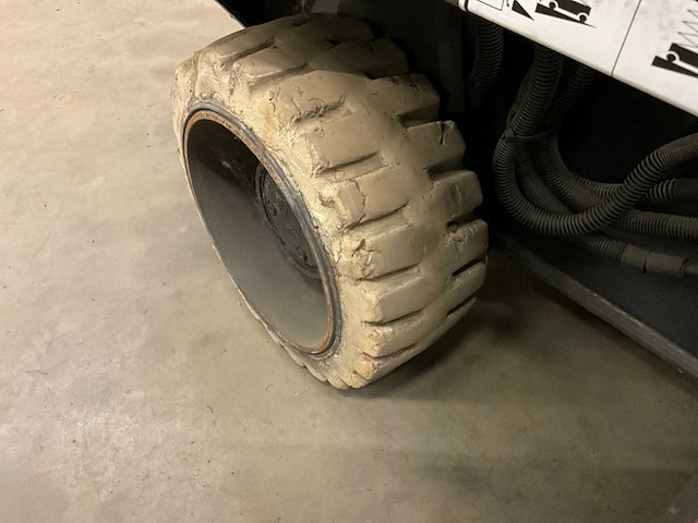 2000 holland lift monostar schaar hoogwerker - afbeelding 20 van  22