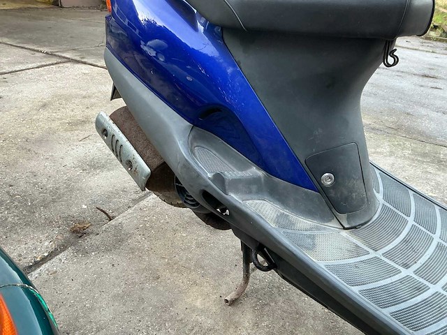 2000 honda hf07 motorscooter - afbeelding 9 van  10