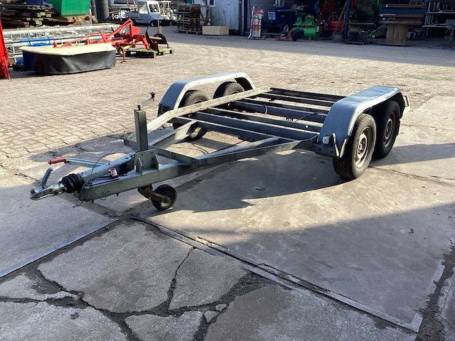 2000 hotrarijs onderstel vt paardentrailer - afbeelding 1 van  10