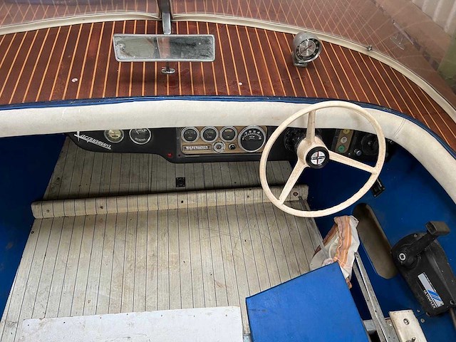 2000 houten motorboot - afbeelding 9 van  21