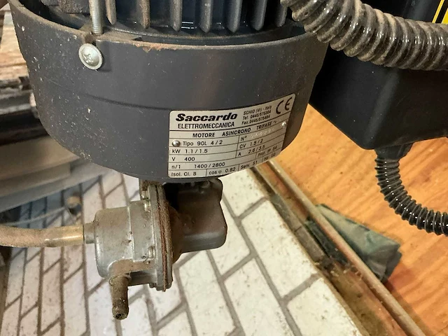 2000 huvema h275 industrie afkortcirkelzaagmachine - afbeelding 2 van  15