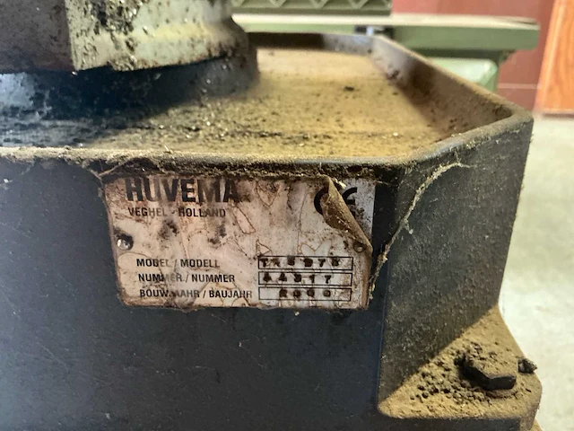 2000 huvema h275 industrie afkortcirkelzaagmachine - afbeelding 11 van  15