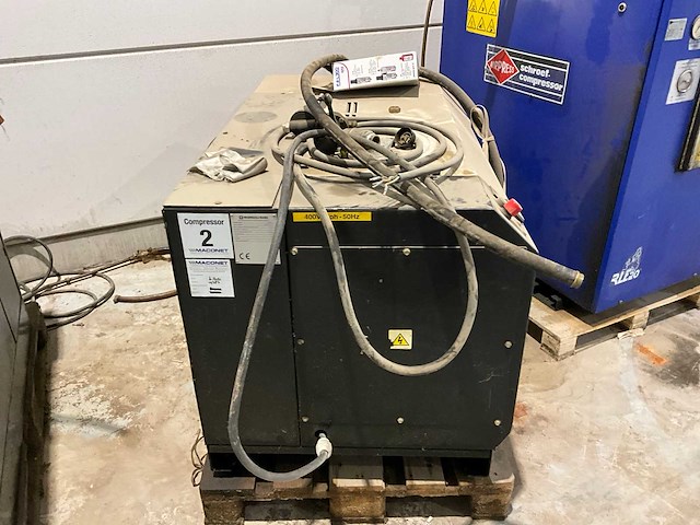 2000 ingersoll-rand mh11 schroefcompressor - afbeelding 2 van  4