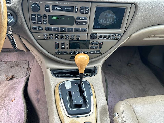 2000 jaguar s-type 3.0 v6 personenauto - afbeelding 9 van  18