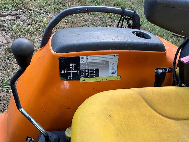 2000 john deere 4400 minitractor - afbeelding 11 van  30