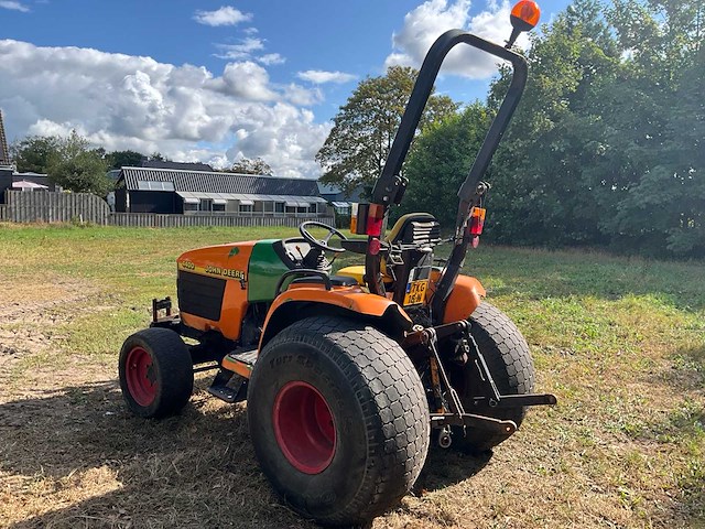 2000 john deere 4400 minitractor - afbeelding 17 van  18