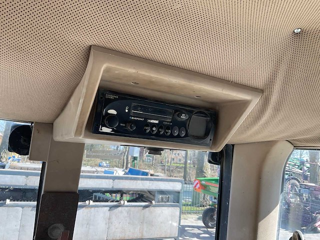 2000 john deere 6910 vierwielaangedreven landbouwtractor - afbeelding 11 van  20