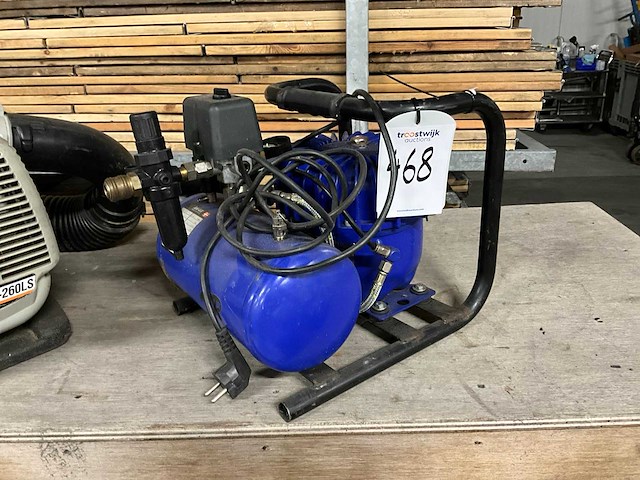 2000 jun air 4 4 mini luchtcompressor - afbeelding 1 van  5