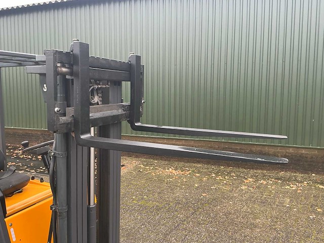 2000 jungheinrich vorkheftruck - afbeelding 10 van  31