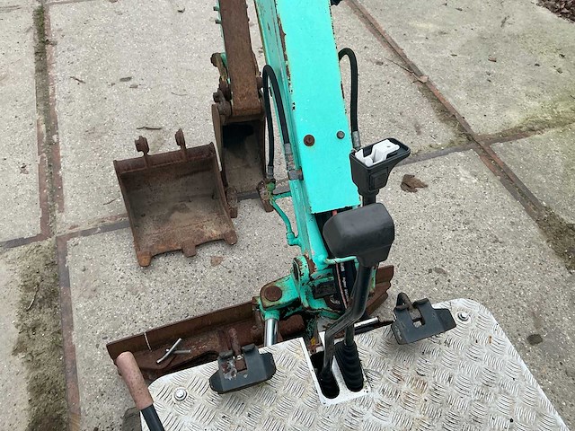 2000 kobelco 09sr minigraafmachine - afbeelding 4 van  15