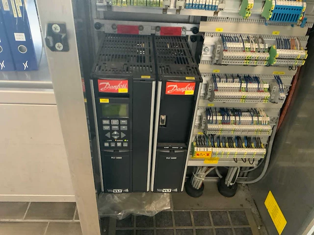 2000 krones variomatic roterende labelmachine - afbeelding 13 van  31