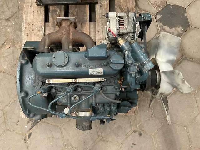 2000 kubota d905 dieselmotor - afbeelding 9 van  9