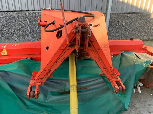2000 kuhn fc280f frontmaaier / grasmaaier - afbeelding 2 van  11