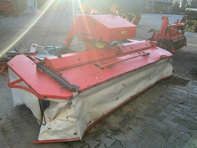 2000 kuhn fc280f frontmaaier / grasmaaier - afbeelding 6 van  11