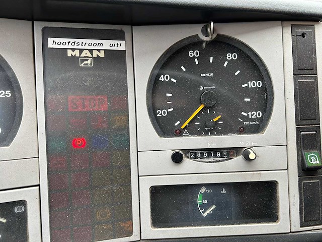 2000 man 8.113 hoogwerker vrachtwagen - afbeelding 5 van  6