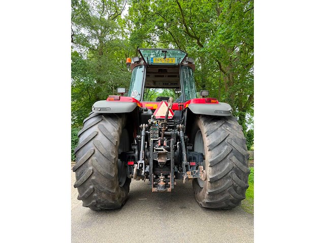 2000 massey ferguson 8240 vierwielaangedreven landbouwtractor - afbeelding 4 van  11