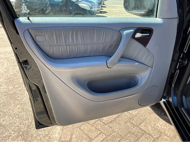 2000 mercedes-benz m-klasse 270 cdi personenauto - afbeelding 7 van  32