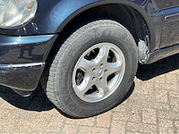 2000 mercedes-benz m-klasse 270 cdi personenauto - afbeelding 21 van  32