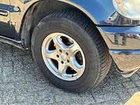 2000 mercedes-benz m-klasse 270 cdi personenauto - afbeelding 22 van  32