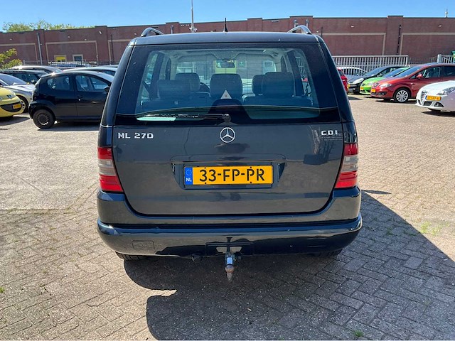 2000 mercedes-benz m-klasse 270 cdi personenauto - afbeelding 29 van  32