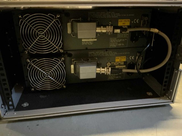 2000 midas xl250-48 analoge mengtafel - afbeelding 9 van  18