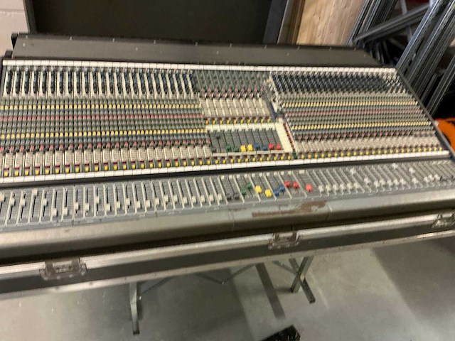 2000 midas xl250-48 analoge mengtafel - afbeelding 11 van  18